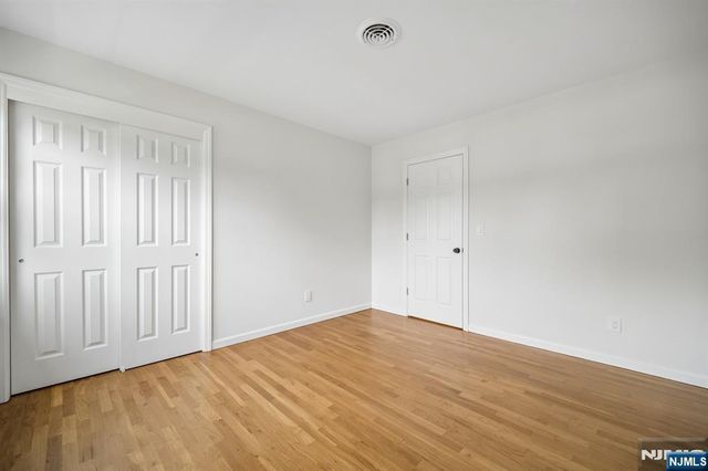 6 Aster Court, Paramus, NJ 07652
