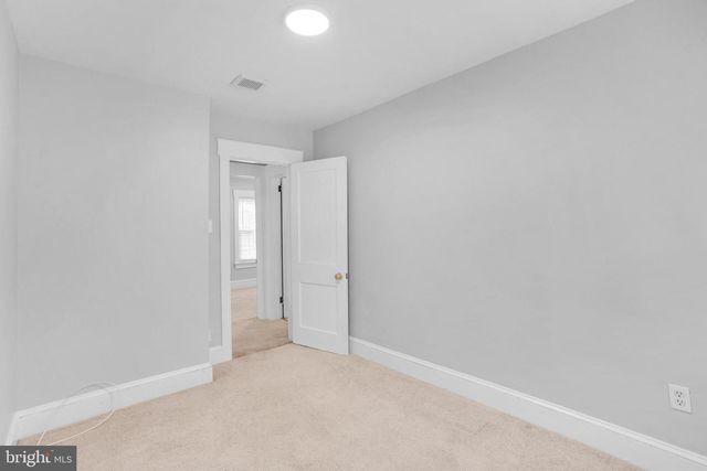 25 PRESTON AVE, Ewing, NJ 08618