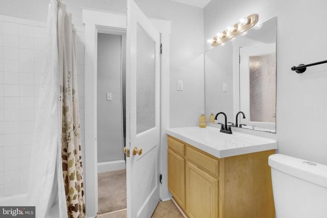 25 PRESTON AVE, Ewing, NJ 08618