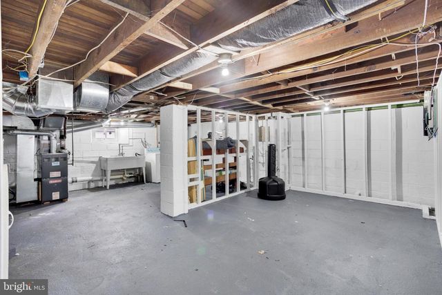 25 PRESTON AVE, Ewing, NJ 08618