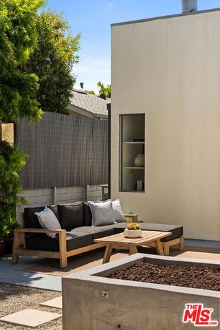 1076 Palms Boulevard, Venice (los Angeles), CA 90291