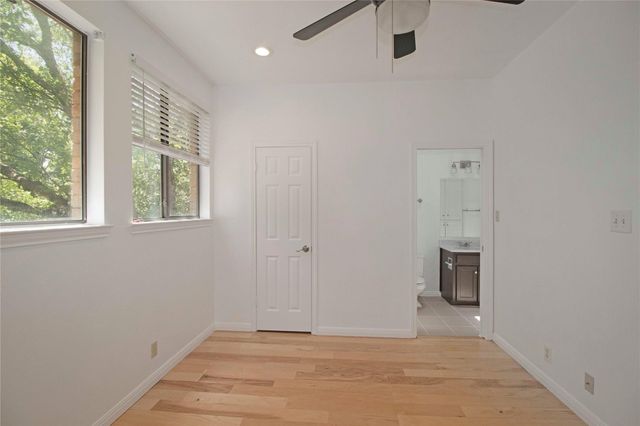 611 E 45th ST 8, Austin, TX 78751