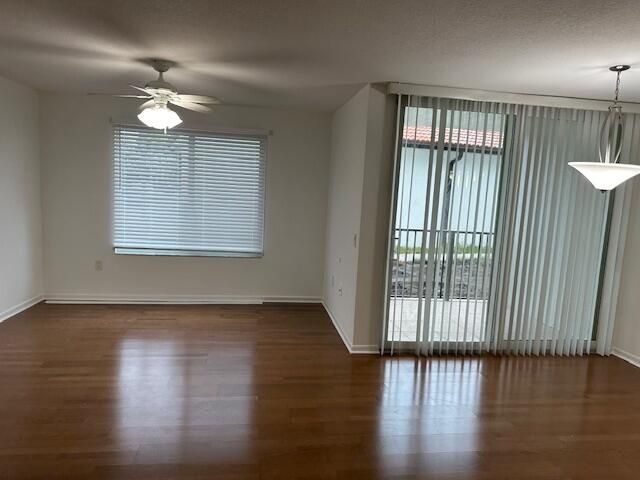 401 Villa Circle, Boynton Beach, FL 33435