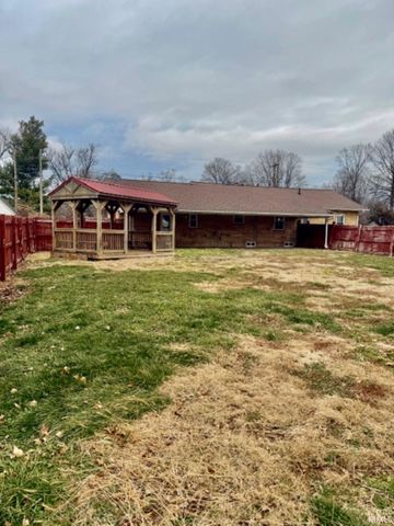 153 E Harding Street, Orleans, IN 47452