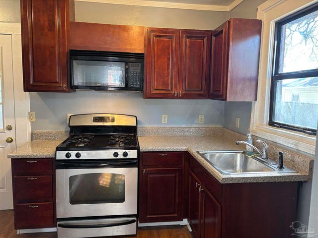 1717 W Government St, Pensacola, FL 32502