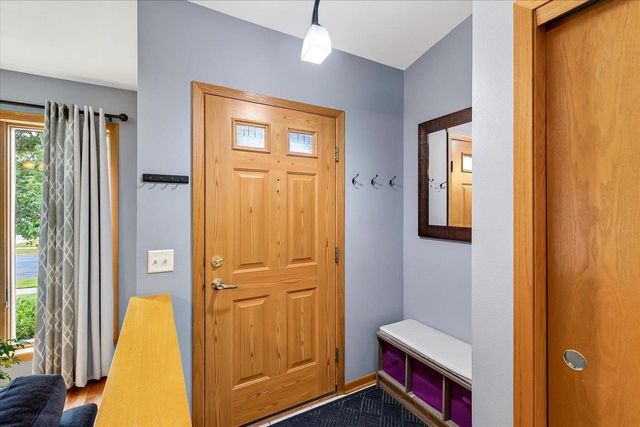5117 Leanne Lane, Mcfarland, WI 53558
