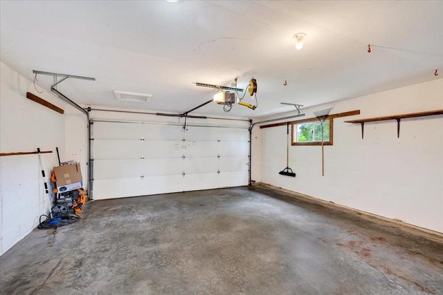 5117 Leanne Lane, Mcfarland, WI 53558