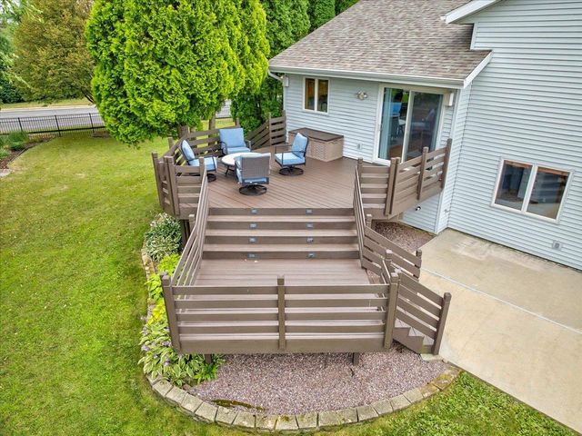 5117 Leanne Lane, Mcfarland, WI 53558