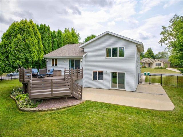 5117 Leanne Lane, Mcfarland, WI 53558