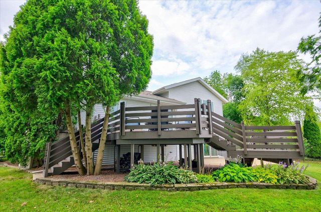 5117 Leanne Lane, Mcfarland, WI 53558