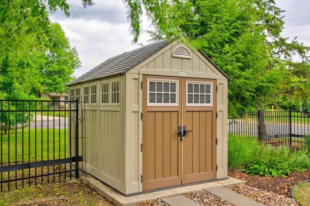 5117 Leanne Lane, Mcfarland, WI 53558