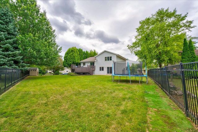 5117 Leanne Lane, Mcfarland, WI 53558