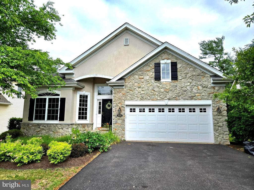 111 SILVER TAIL LN, New Hope, PA 18938