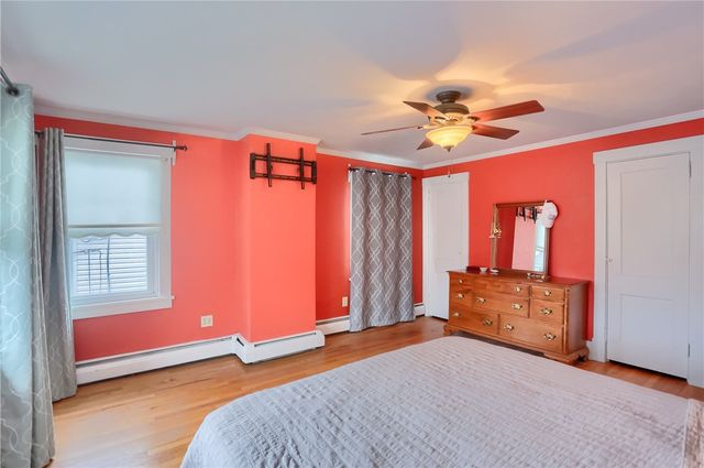 215 Allegheny Ave, Cheswick, PA 15024