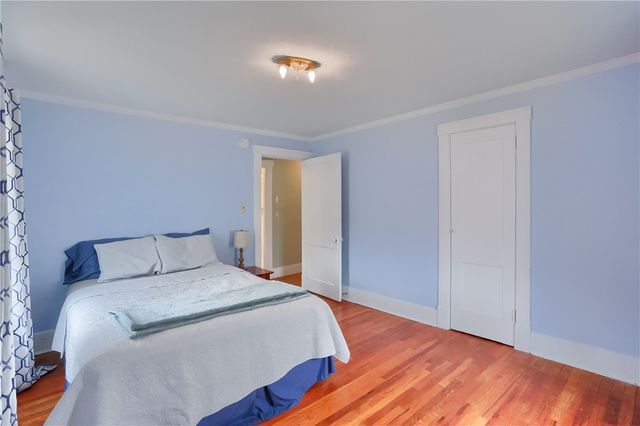 215 Allegheny Ave, Cheswick, PA 15024