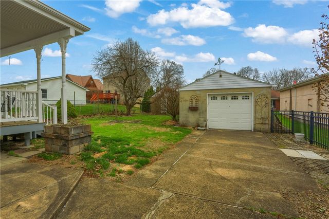 215 Allegheny Ave, Cheswick, PA 15024