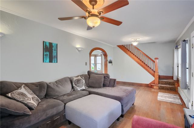 215 Allegheny Ave, Cheswick, PA 15024