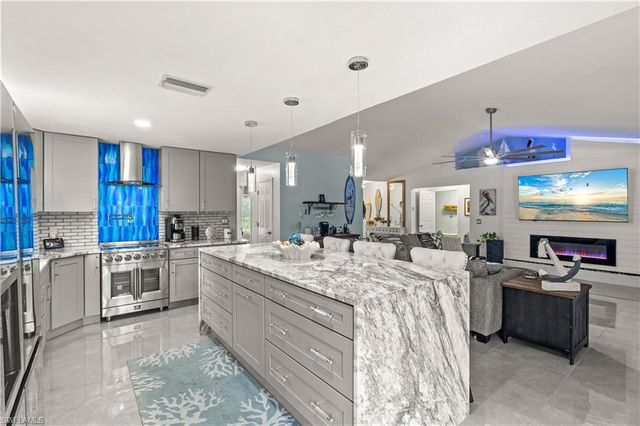 5537 Montego LN, Port Charlotte, FL 33981