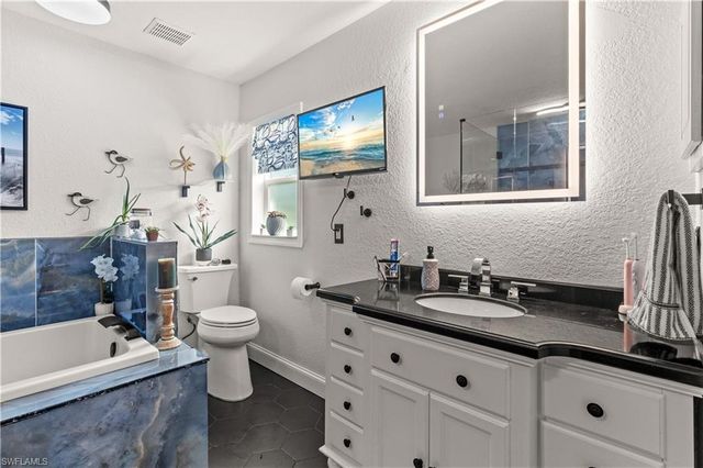 5537 Montego LN, Port Charlotte, FL 33981