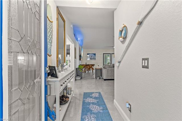 5537 Montego LN, Port Charlotte, FL 33981