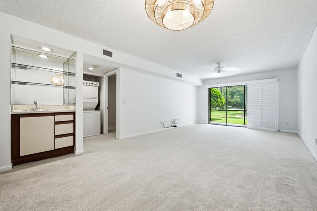 1141 Keystone Drive N C, Jupiter, FL 33458