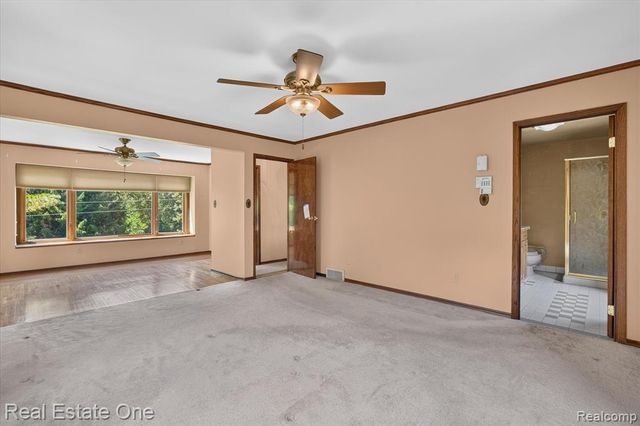6039 Fish Lake Road, Holly, MI 48442