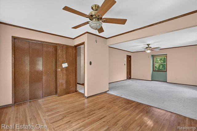 6039 Fish Lake Road, Holly, MI 48442