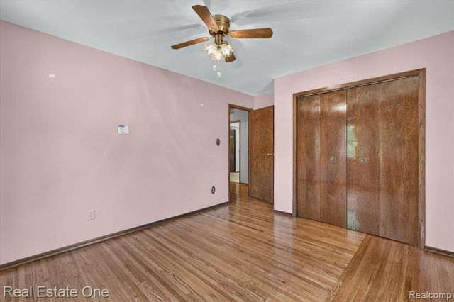 6039 Fish Lake Road, Holly, MI 48442