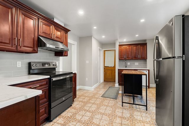 79 Endicott Ave, Revere, MA 02151