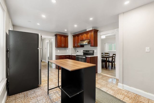 79 Endicott Ave, Revere, MA 02151