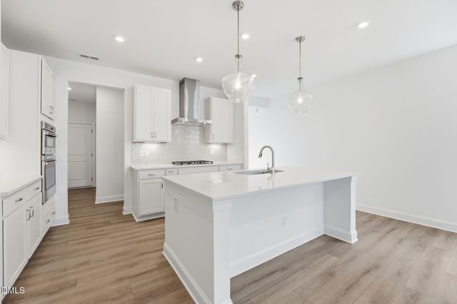 501 Maumelle Way 211, Durham, NC 27703