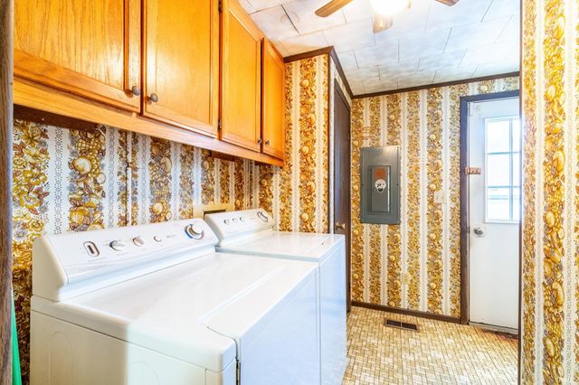 1501 Dot Street, Warsaw, IN 46580