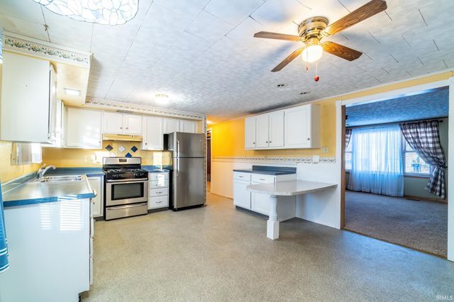 1501 Dot Street, Warsaw, IN 46580