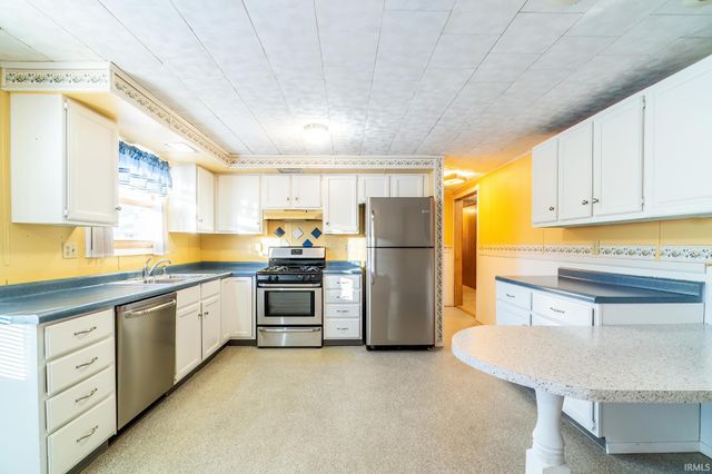 1501 Dot Street, Warsaw, IN 46580