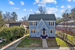 741 Cecile Place A--Upstairs, Shreveport, LA 71106