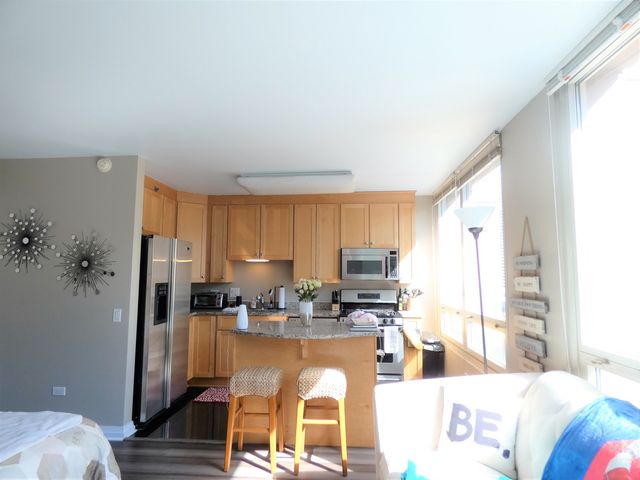 33 W ONTARIO Street 16D, Chicago, IL 60654
