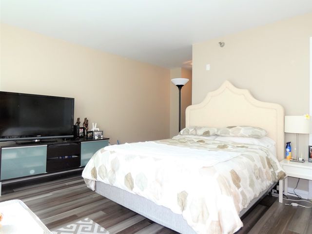33 W ONTARIO Street 16D, Chicago, IL 60654