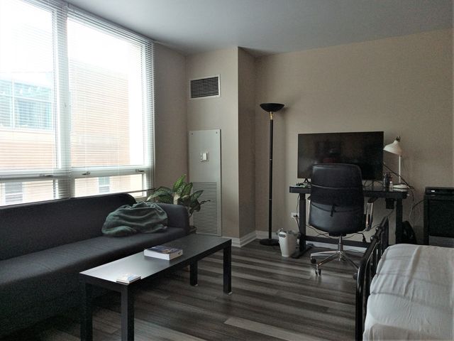 33 W ONTARIO Street 16D, Chicago, IL 60654
