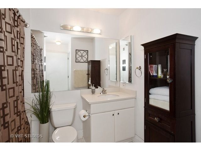 33 W ONTARIO Street 16D, Chicago, IL 60654