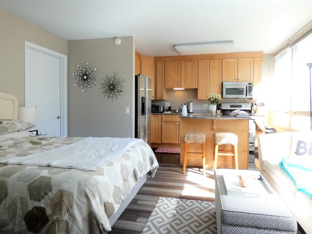 33 W ONTARIO Street 16D, Chicago, IL 60654