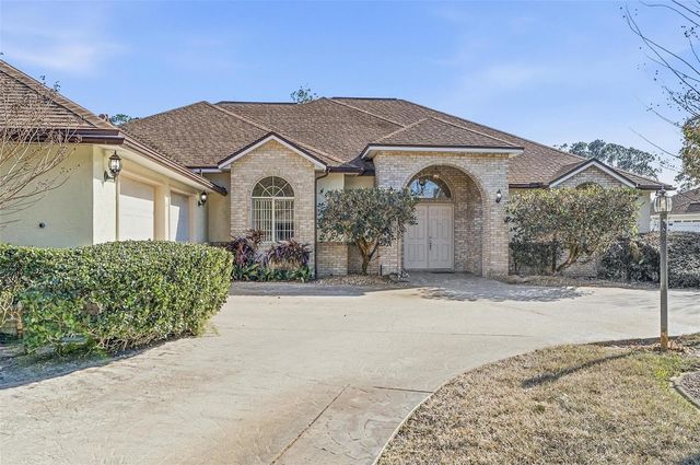 108 BARRINGTON DRIVE, Palm Coast, FL 32137