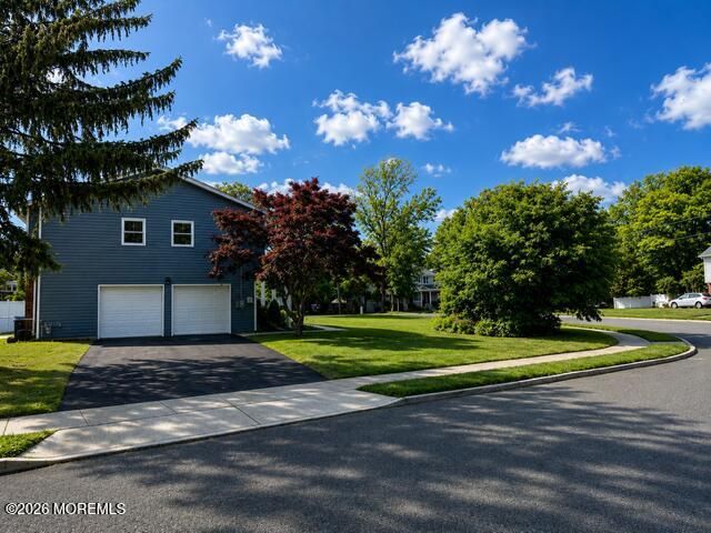 104 Sunset Court, Middletown, NJ 07748