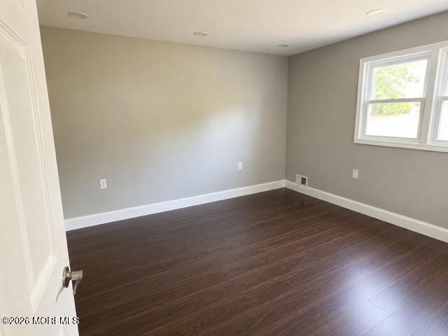 104 Sunset Court, Middletown, NJ 07748