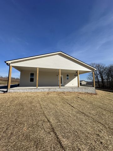 988 Davenport Rd, Cumberland City, TN 37050