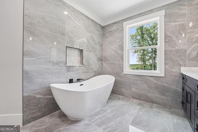 333 Sims Bridge Road, Commerce, GA 30530