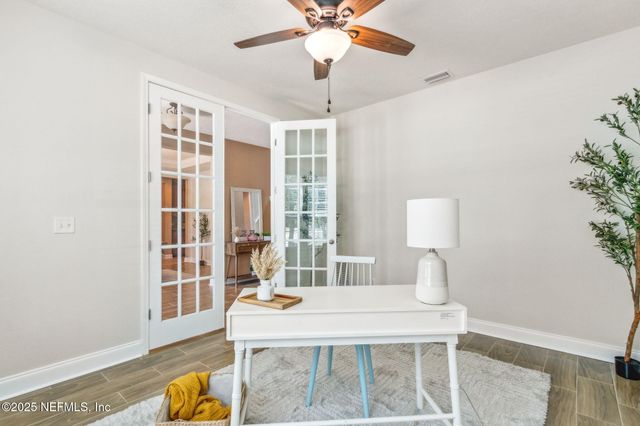 11470 GLENLAUREL OAKS Circle, Jacksonville, FL 32257