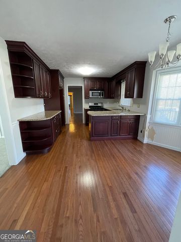 5003 Pineview Terrace, Fayetteville, GA 30214