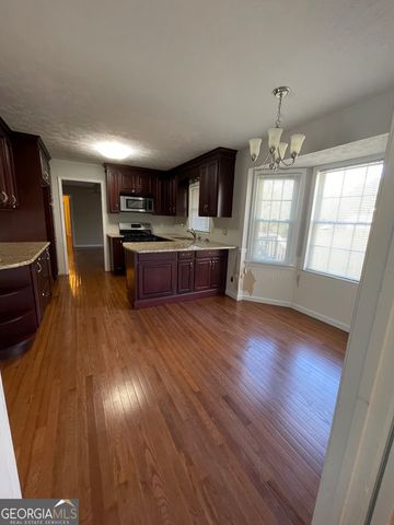 5003 Pineview Terrace, Fayetteville, GA 30214