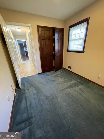 5003 Pineview Terrace, Fayetteville, GA 30214