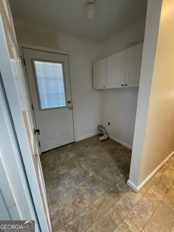 5003 Pineview Terrace, Fayetteville, GA 30214